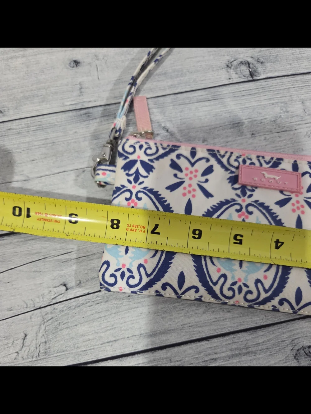 Scout Wristlet